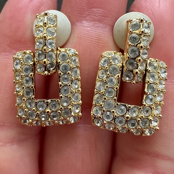 Swarovski Swan Couture Pave Crystal Gold Art Deco Drop Dangle Clip On Earrings - Picture 1 of 16